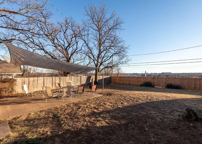 Grand Performance Home 3 Min To Downtown, Stockyard, At&T