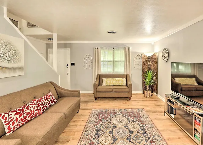 ~ 5 Mi To Dtwn Fort Worth: Retreat W/ Fire Pit