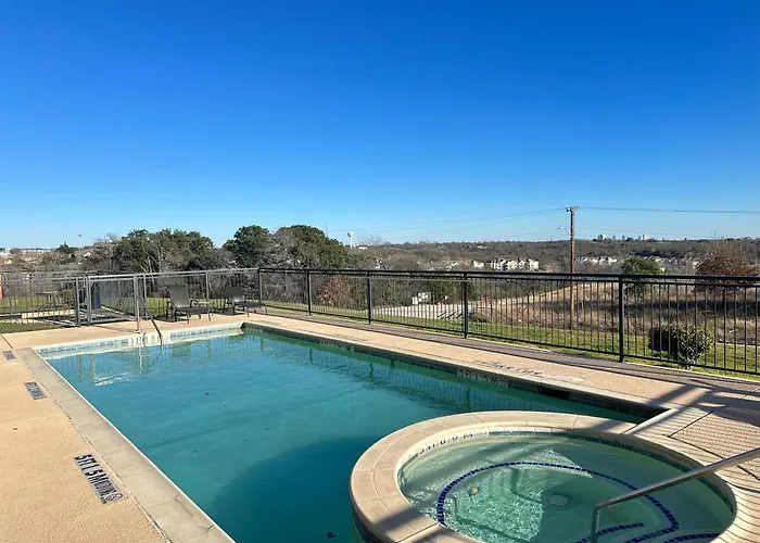 La Quinta By Wyndham Fort Worth - Lake Worth