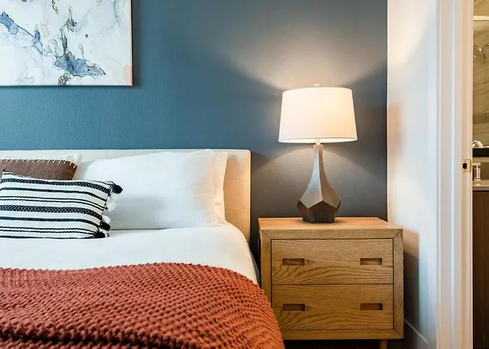 Landing Modern Apartment With Amazing Amenities