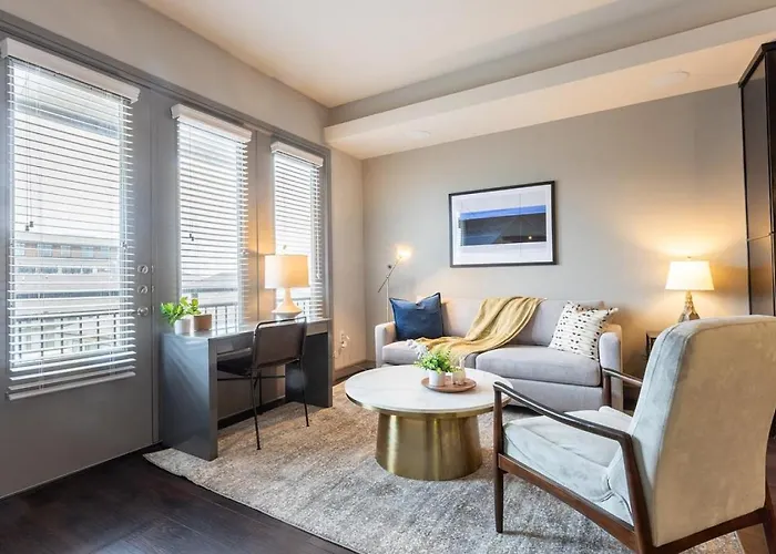 Landing Modern Apartment With Amazing Amenities
