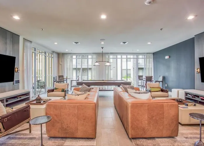 Attractive 2Bd 2Ba W Beautiful Pool In Fort Worth