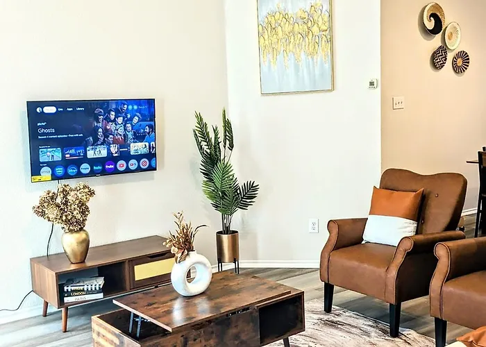 Luxury Living At Your Doorstep