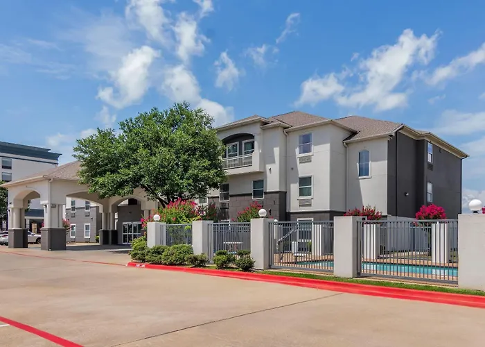 Super 8 By Wyndham Fort Worth Stockyards