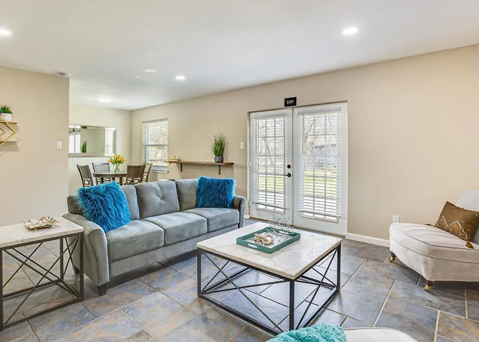 5 Mi To Fort Worth Stockyards: Home W/ Yard!