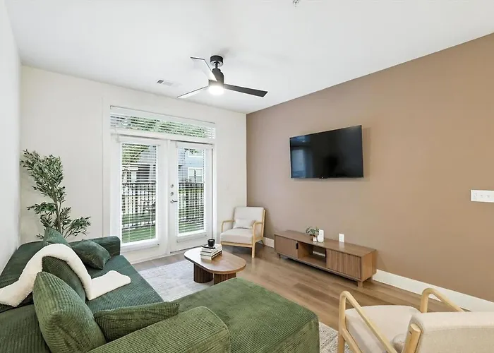 G36, 2Br Luxury Stay By Top Golf, Resort Pool & Gym, Near Stockyards