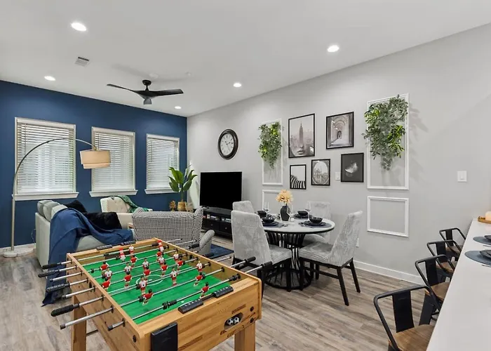 The Larimar 2Bd Townhouse 7St Walkable