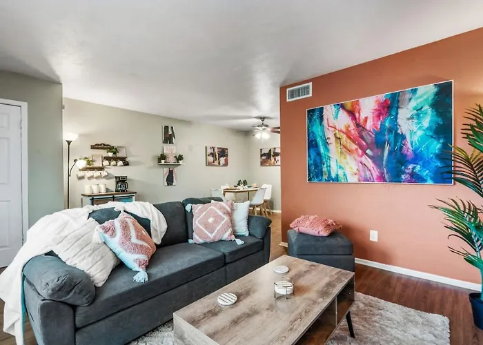 Vivid 1Bd Tcu Walkable