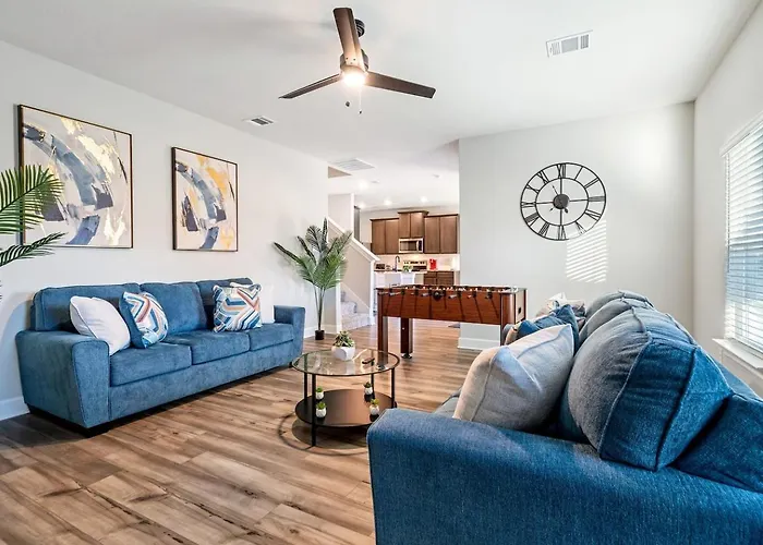 Crew-Ready Stay Private Brs W Tvs Parking