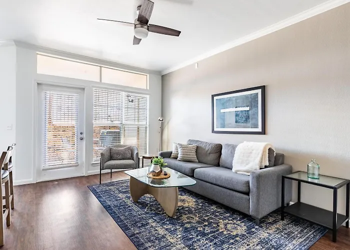 Landing Apartments - The Henderson