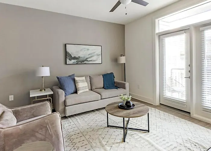 Landing Chic 1Bd Game Room Yoga Studio
