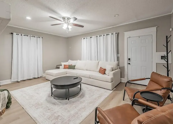 Walk To Tcu-Boutique-Sleeps 6-2 King Beds