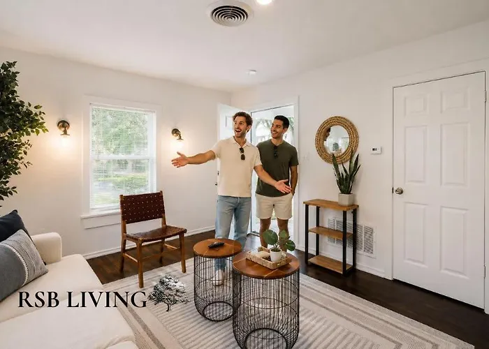 Comfy And Modern Holiday Lofts In Fw