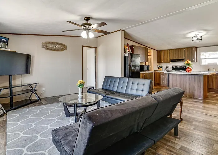9 Mi To Stockyards! Family Home In Fort Worth